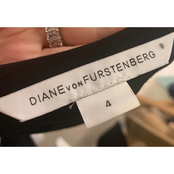 DIANE VON FURSTENBERG Black with Lace Accented Sleeveless Midi Dress - Picture 6 of 6